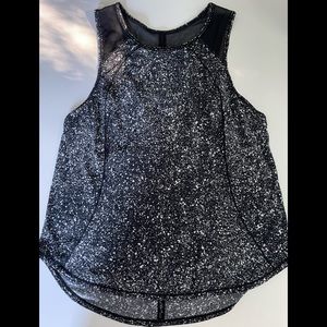 Lulu performance tank.